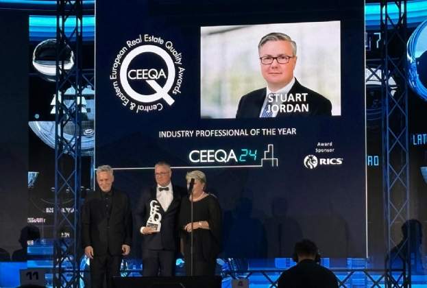 Savills Stuart Jordan wins Industry Professional of the Year Award